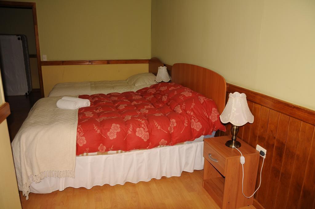 Hostal El Rincon بويرتو ناتالز المظهر الخارجي الصورة